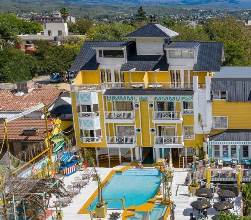 فيلا كارلوس باز Hotel Club House المظهر الخارجي الصورة